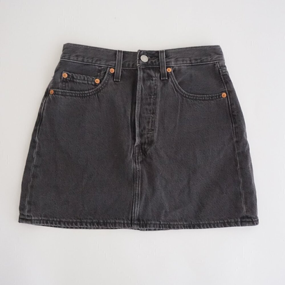 Levi's Premium Black Faded Rib Cage Mini Denim Skirt Size 27